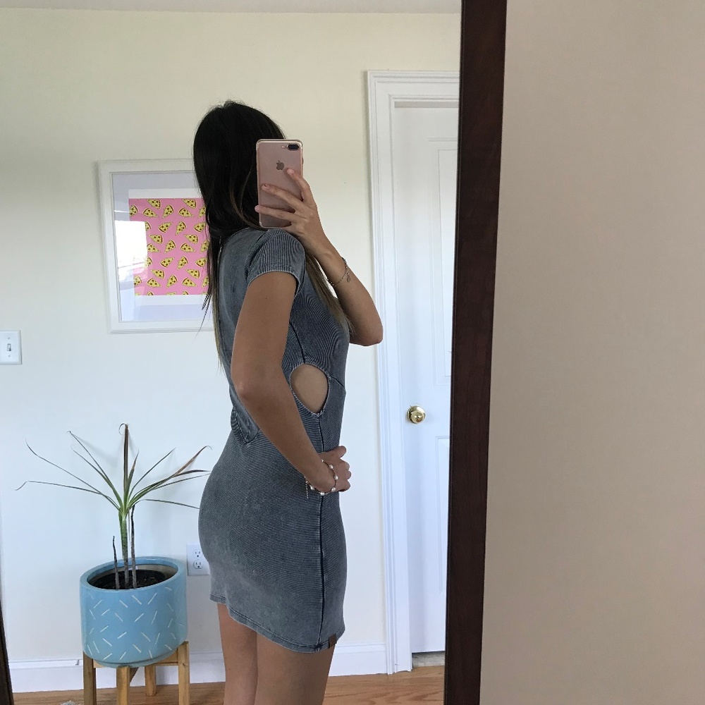 Mini dress - Picture 3 of 6